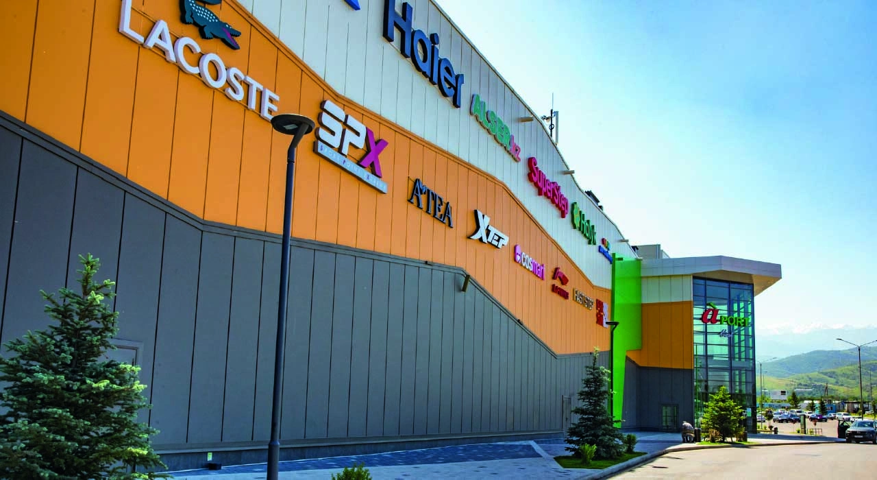 Молл «Апорт EAST» и аквапарк «САН-РЕМО»