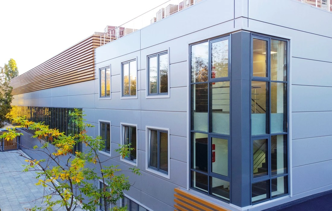 Игровой теннисный центр