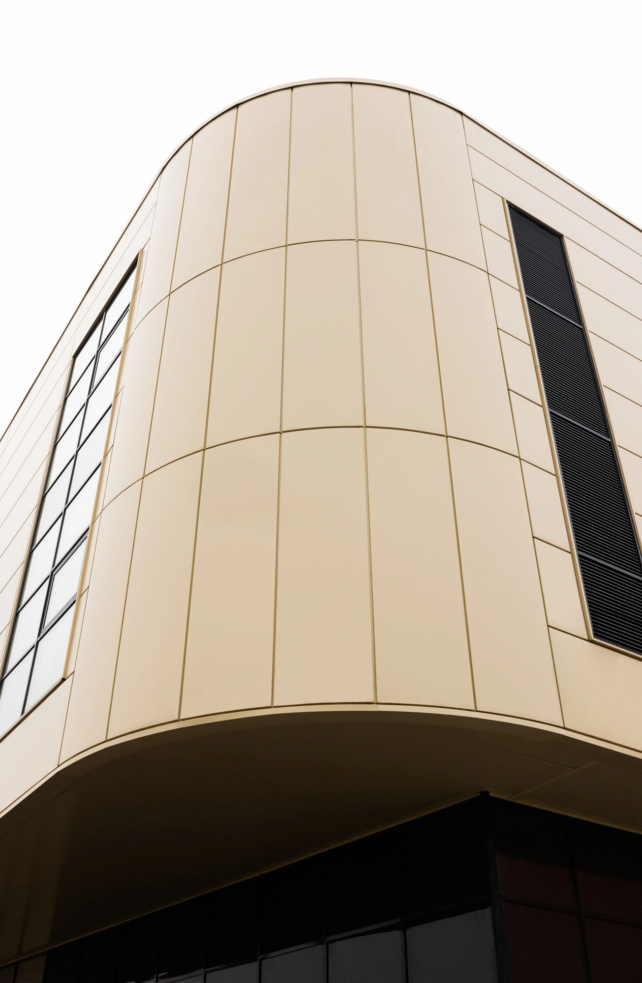 Радиусные фасадные элементы - слайд 3